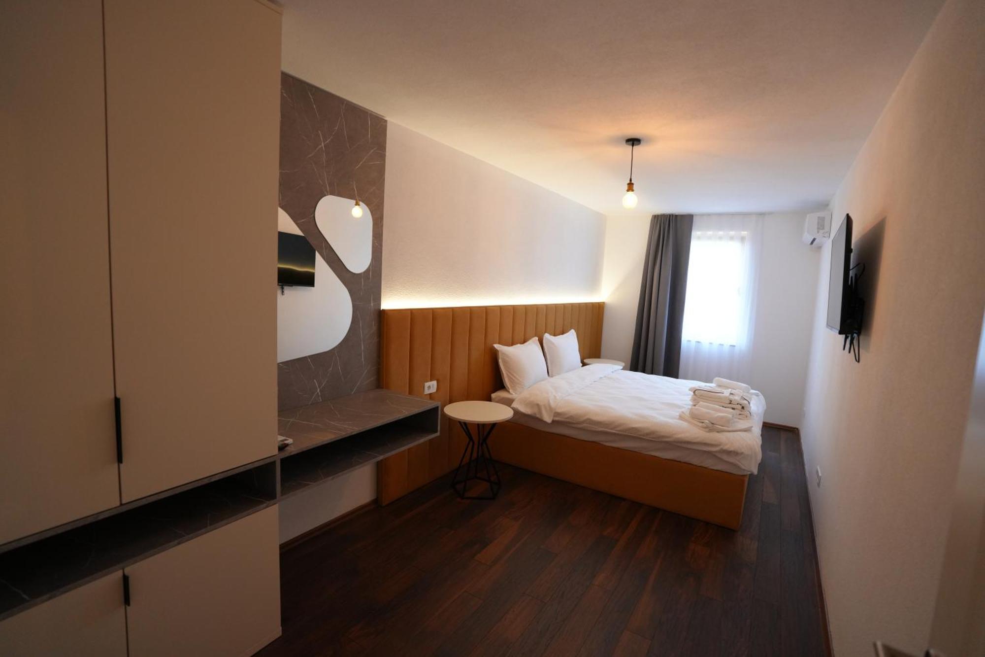 Biond Hotel Prizren Luaran gambar