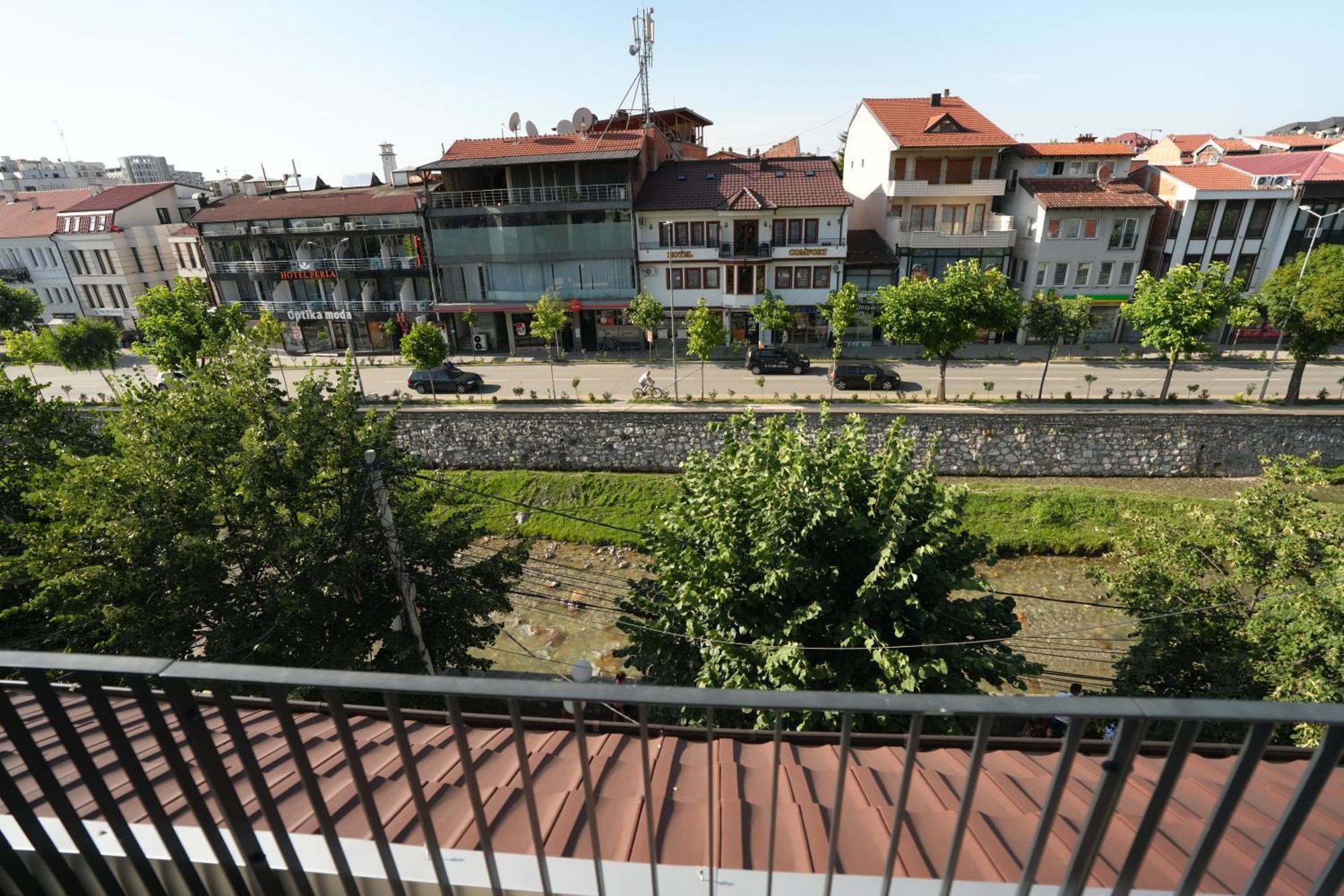 Biond Hotel Prizren Luaran gambar