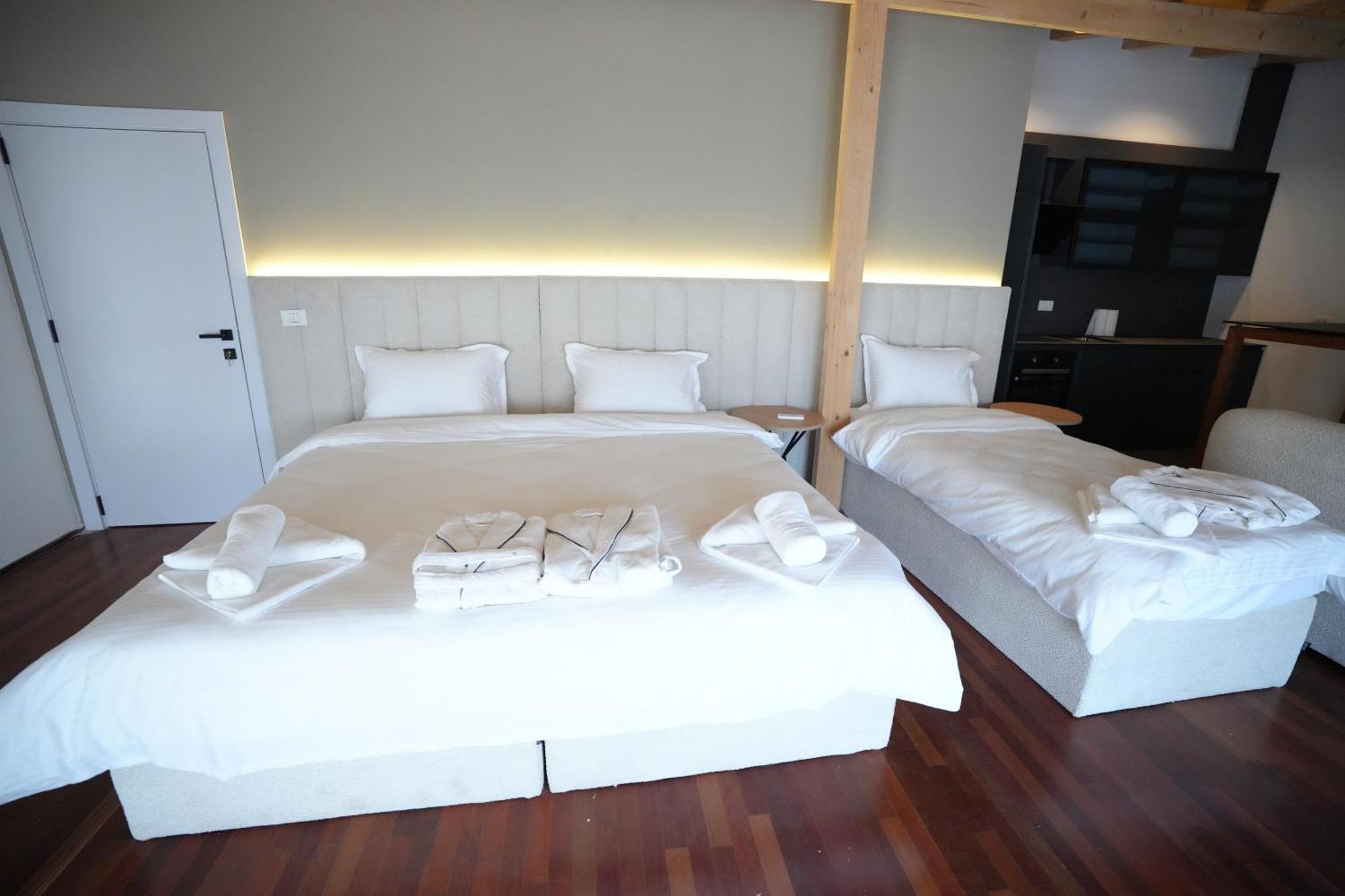 Biond Hotel Prizren Luaran gambar
