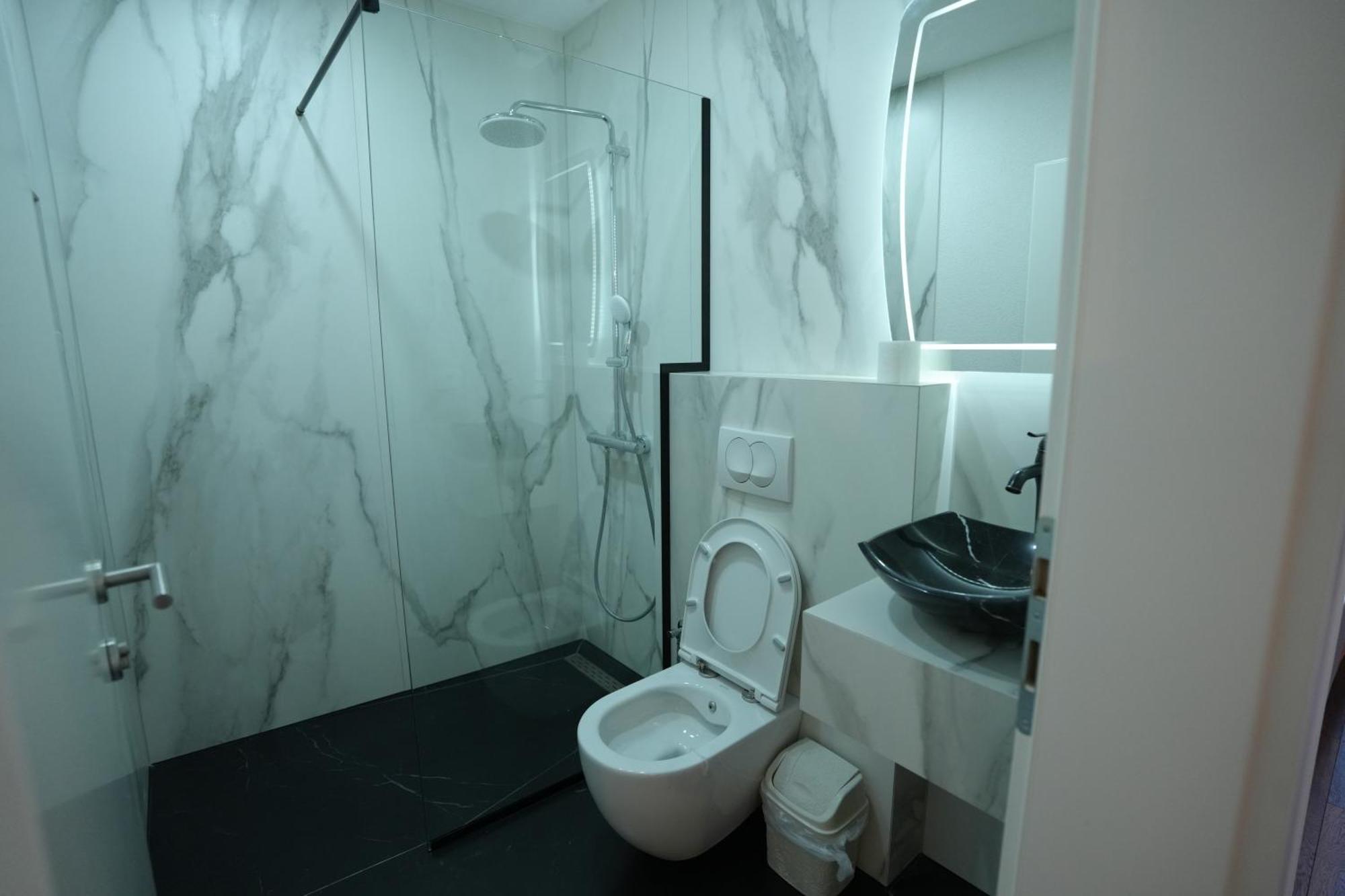Biond Hotel Prizren Luaran gambar