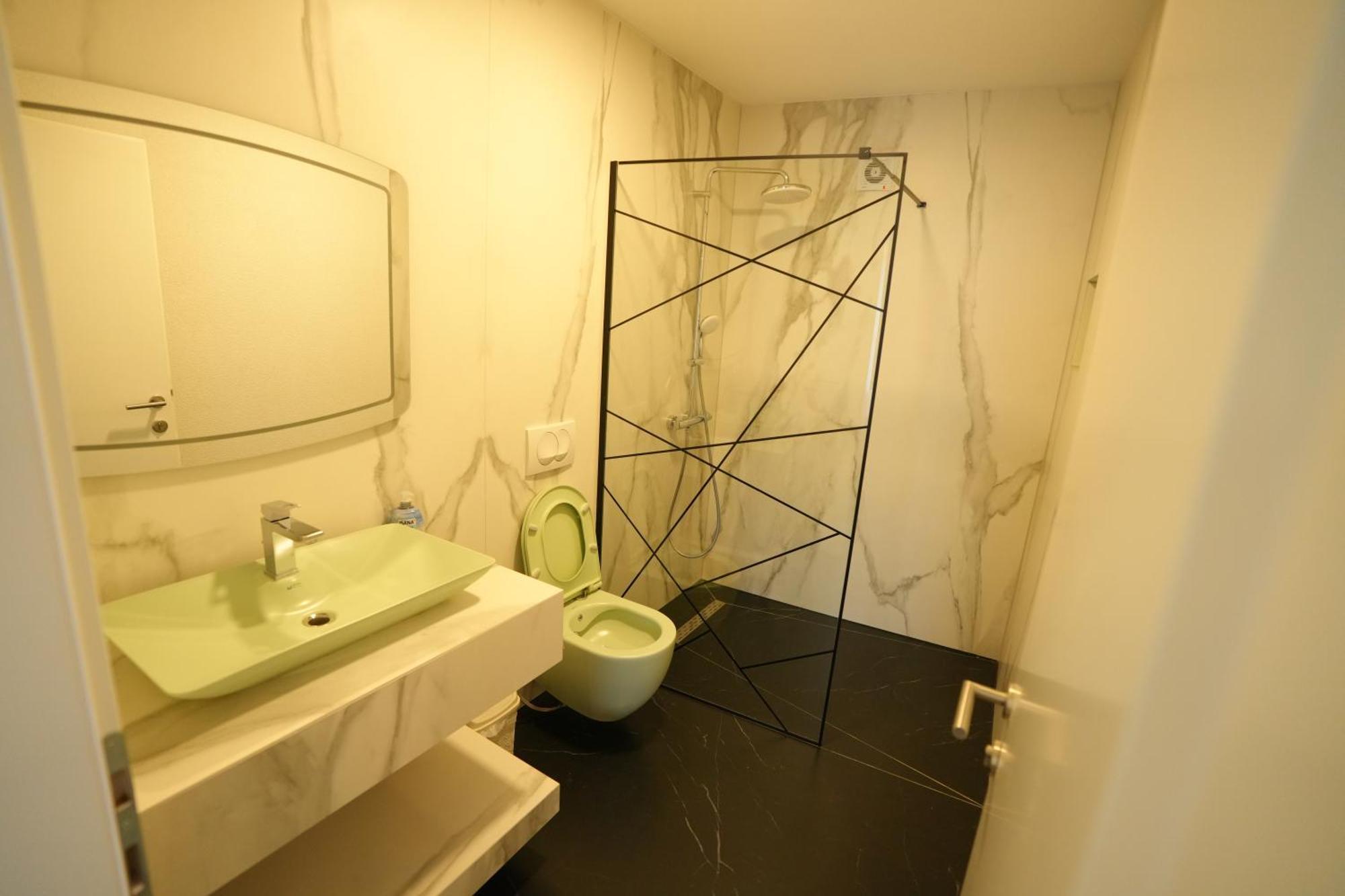 Biond Hotel Prizren Luaran gambar